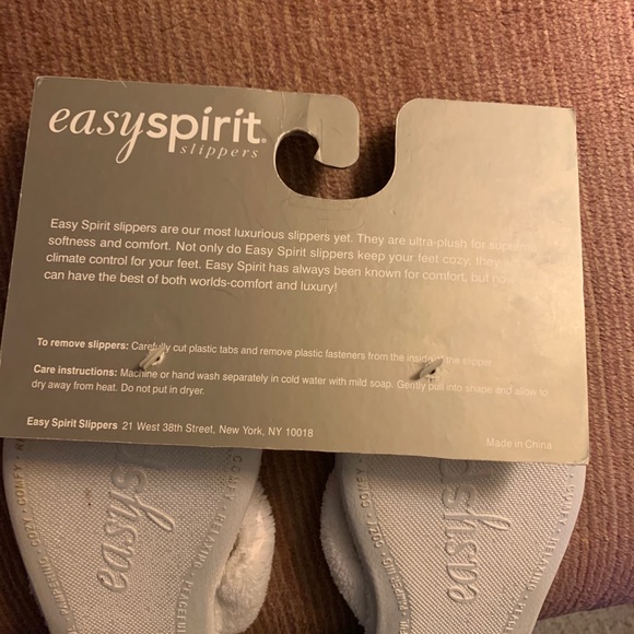 White Slippers - Picture 3 of 4